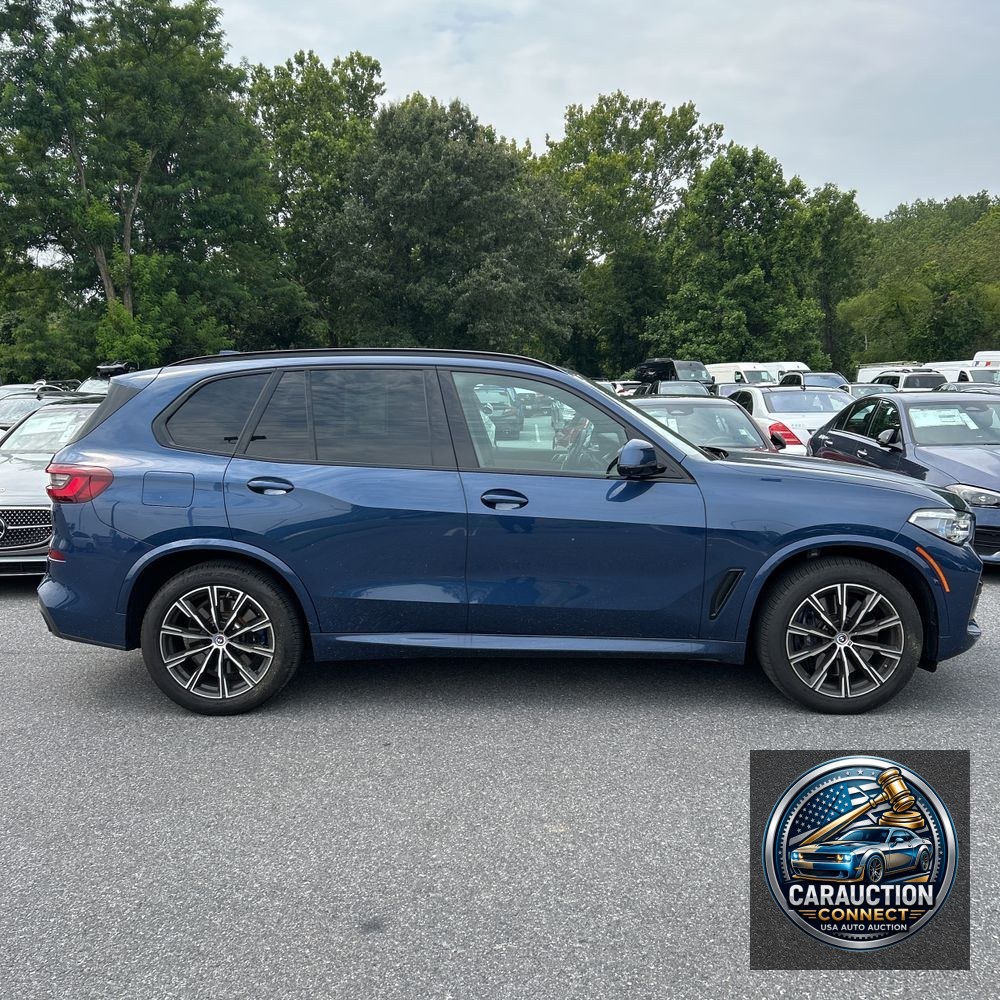 2023 BMW X5 M50i