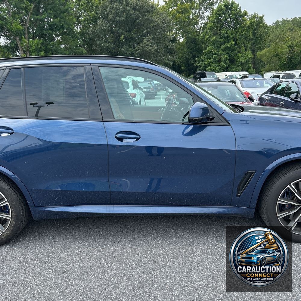 2023 BMW X5 M50i