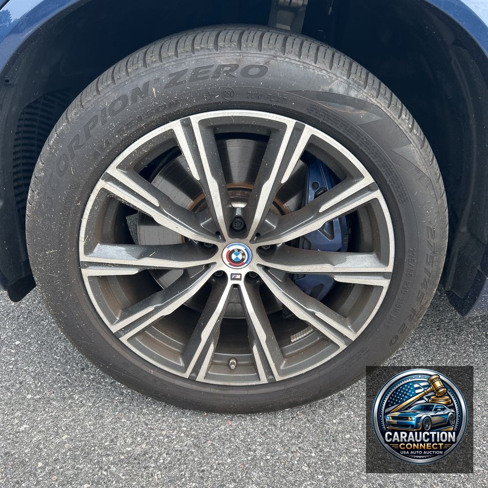 2023 BMW X5 M50i