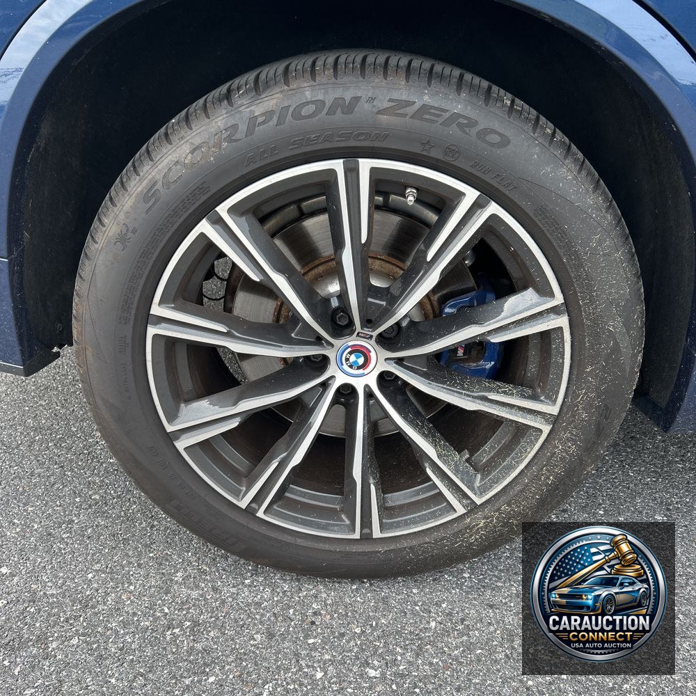 2023 BMW X5 M50i