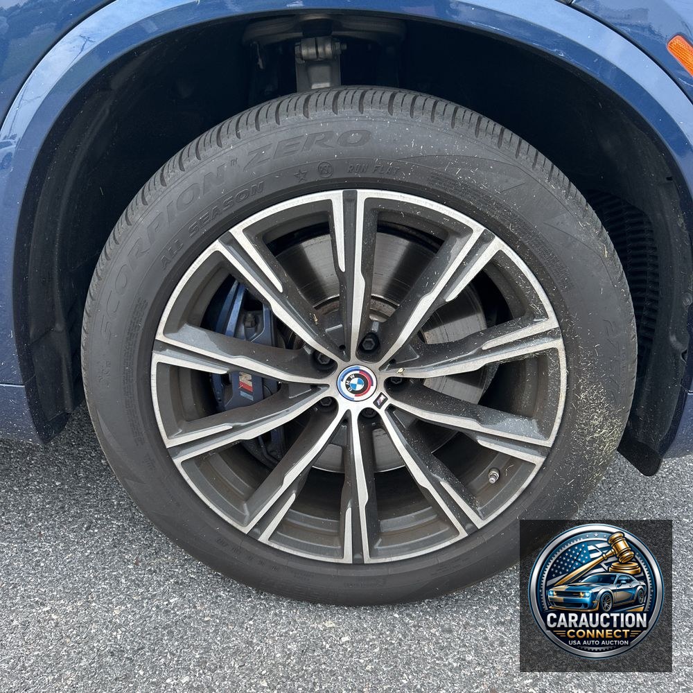 2023 BMW X5 M50i