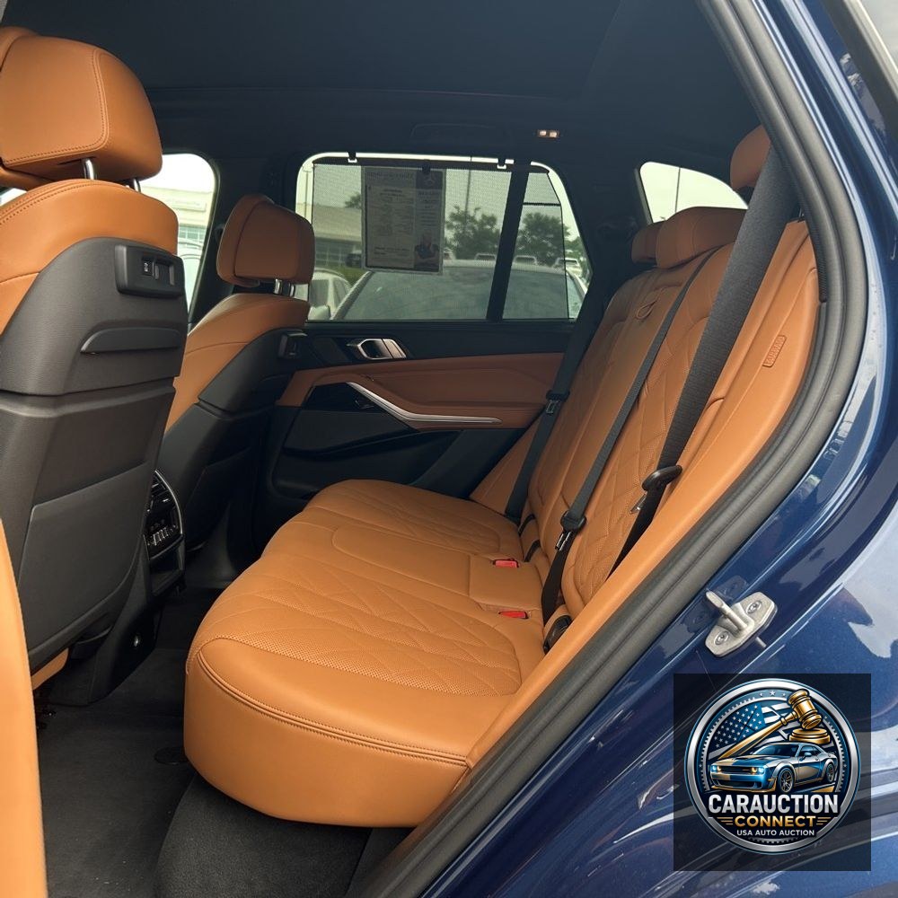 2023 BMW X5 M50i