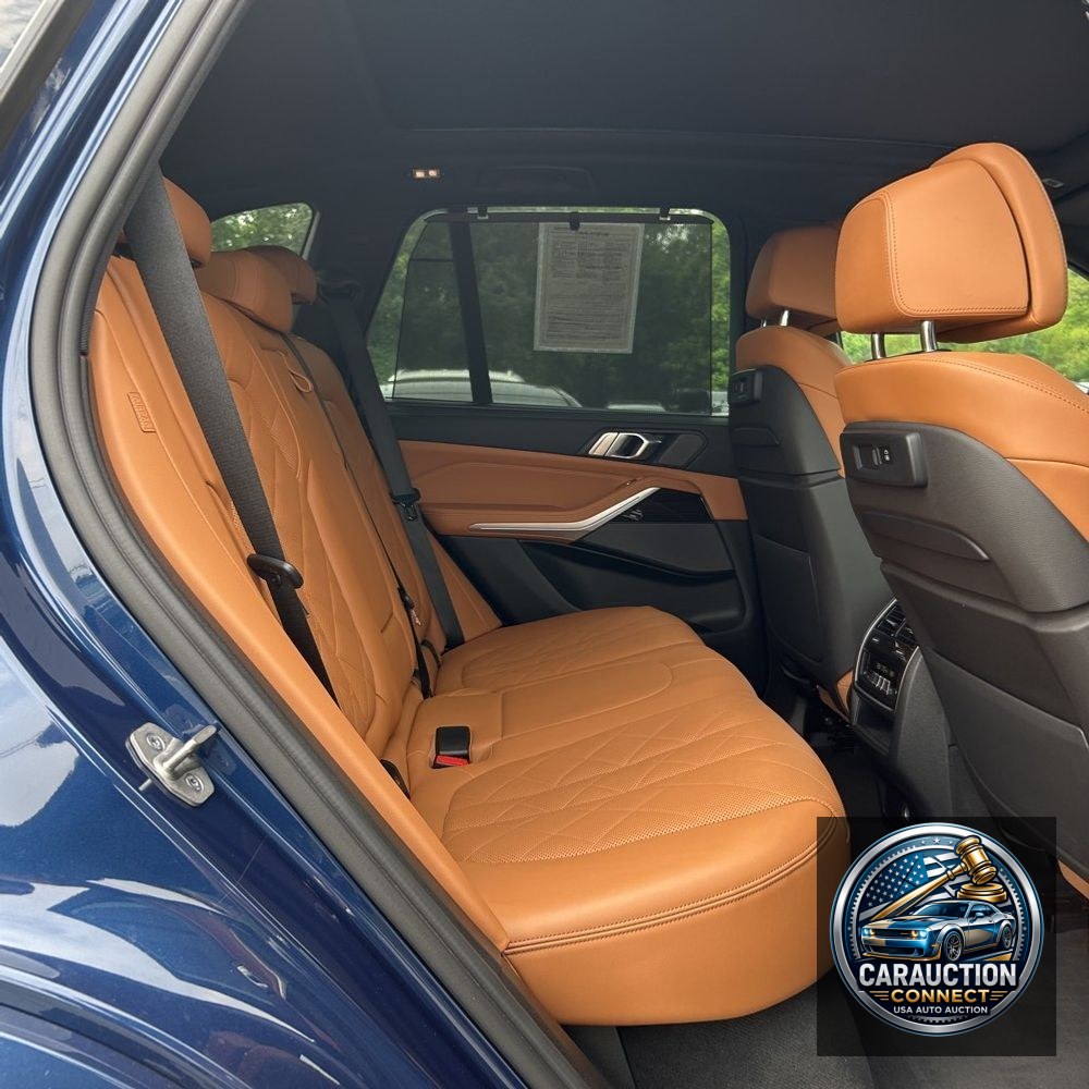 2023 BMW X5 M50i
