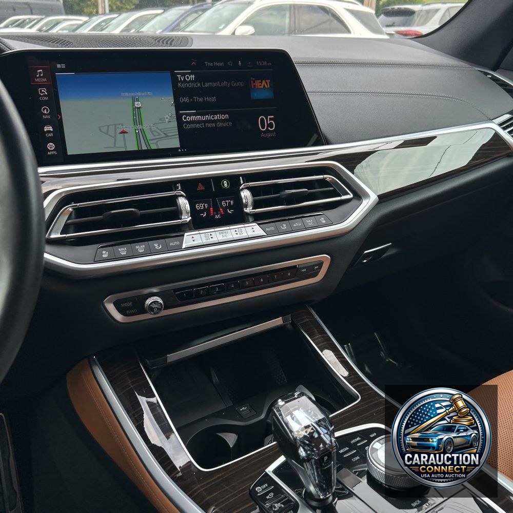 2023 BMW X5 M50i