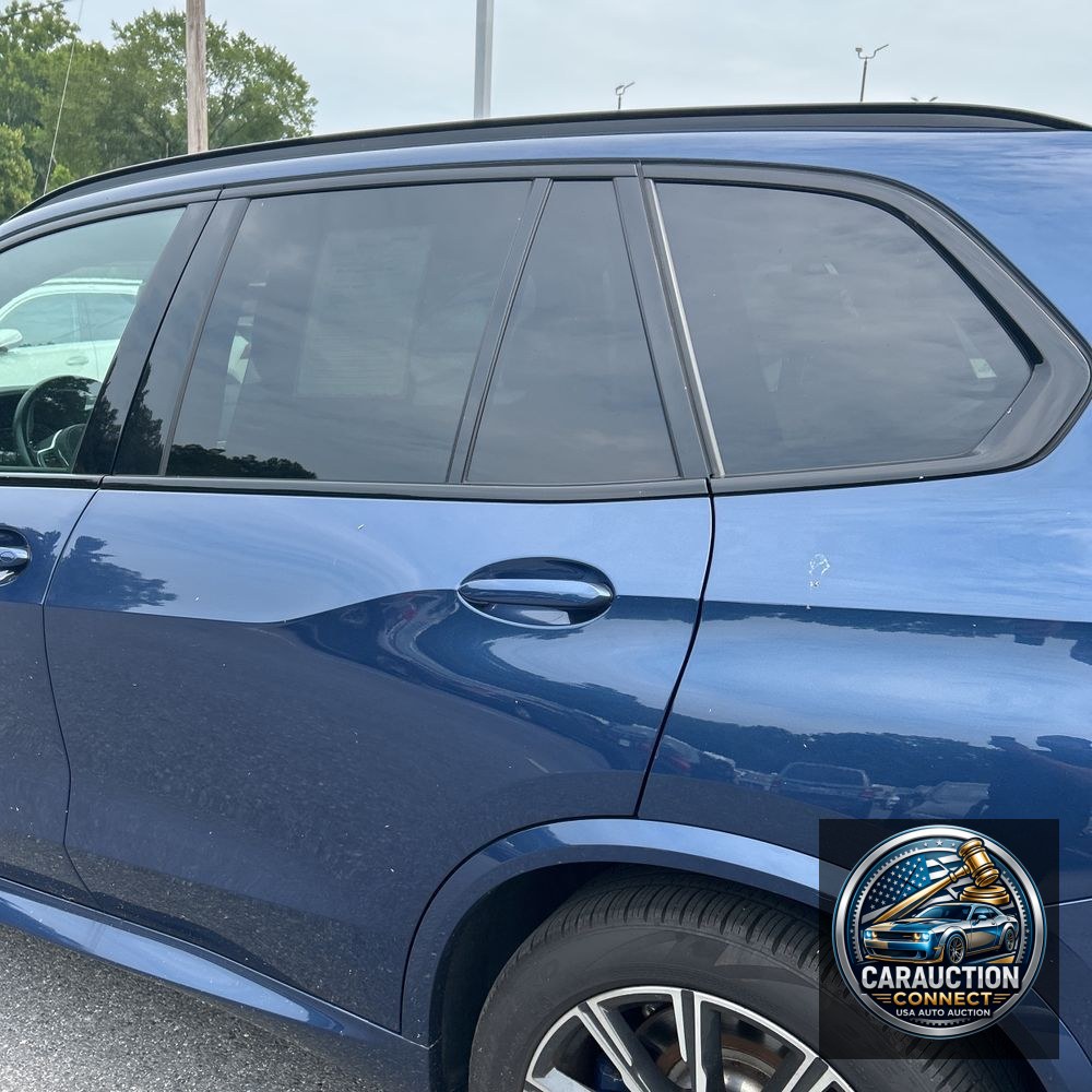 2023 BMW X5 M50i