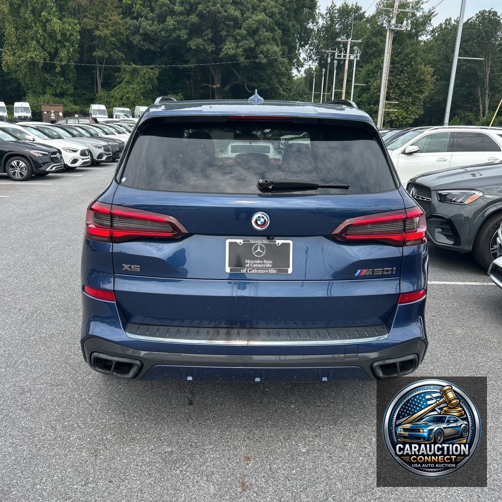 2023 BMW X5 M50i