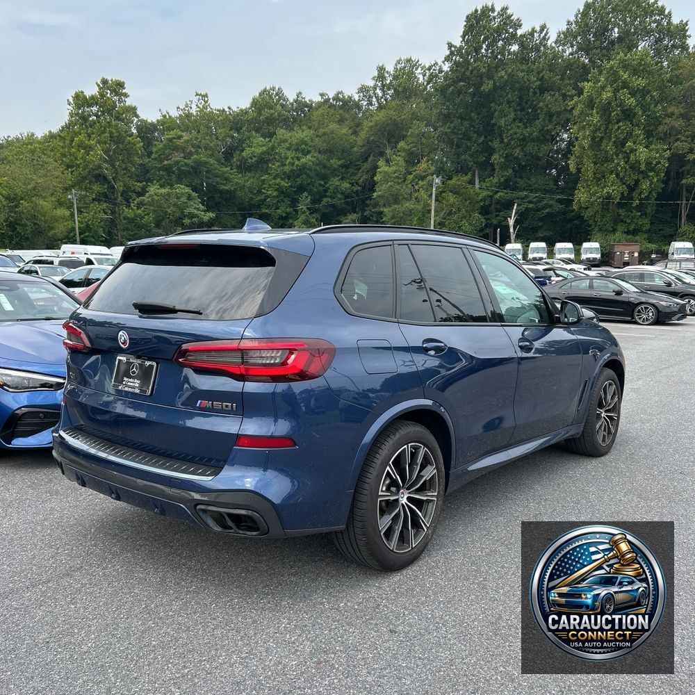 2023 BMW X5 M50i