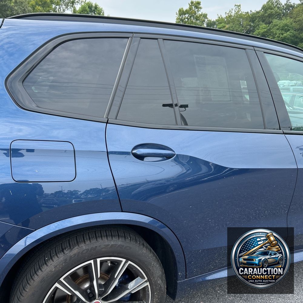2023 BMW X5 M50i