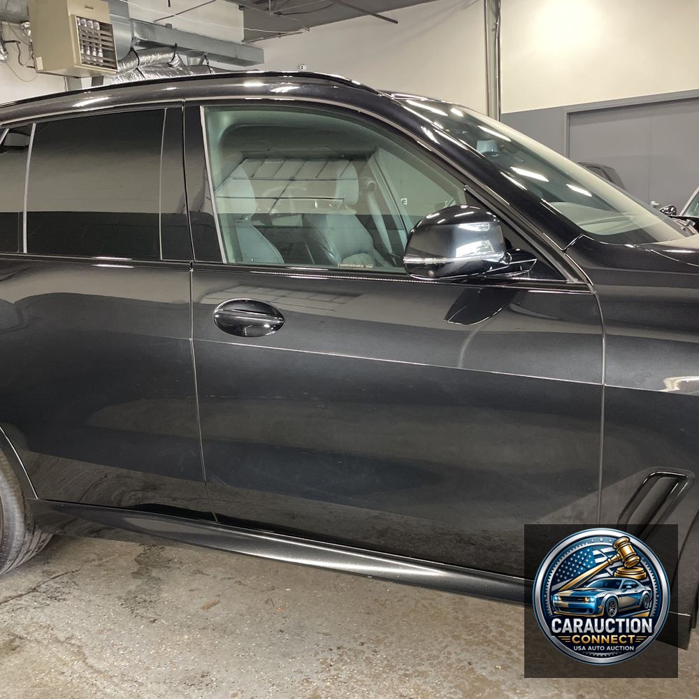 2021 BMW X5 M50i