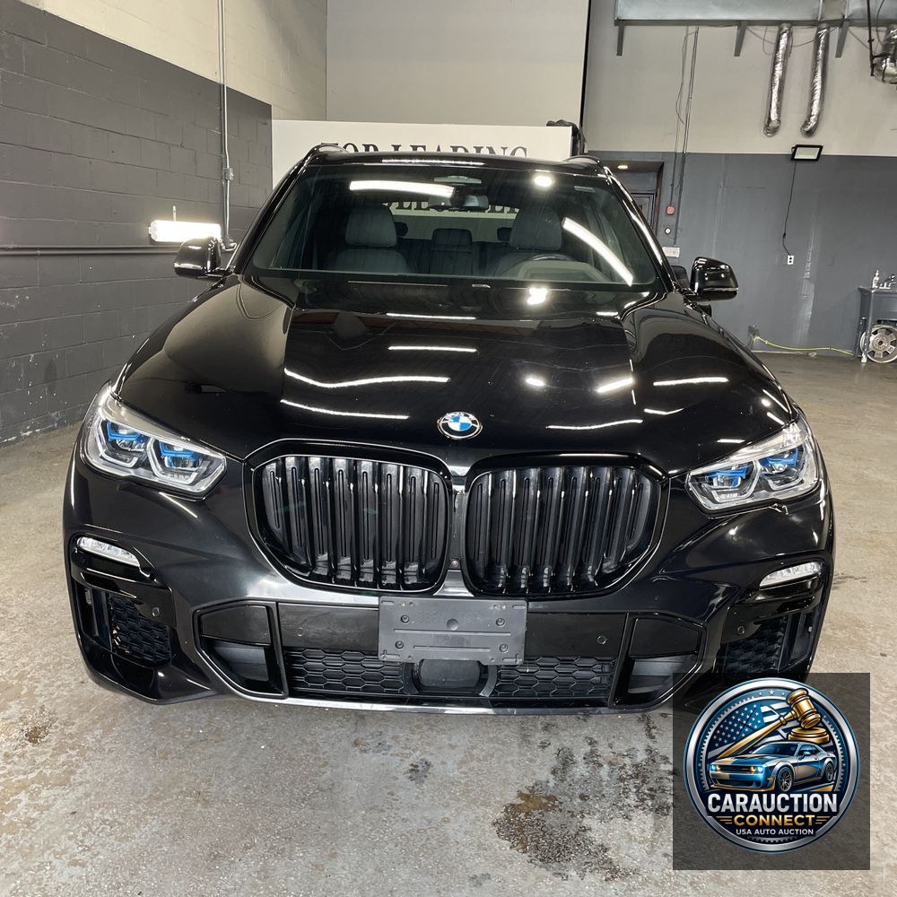 2021 BMW X5 M50i