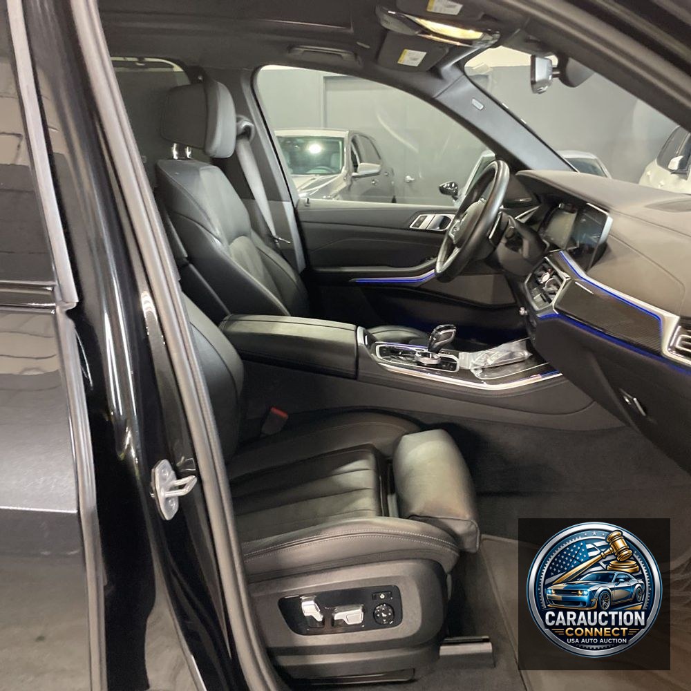 2021 BMW X5 M50i