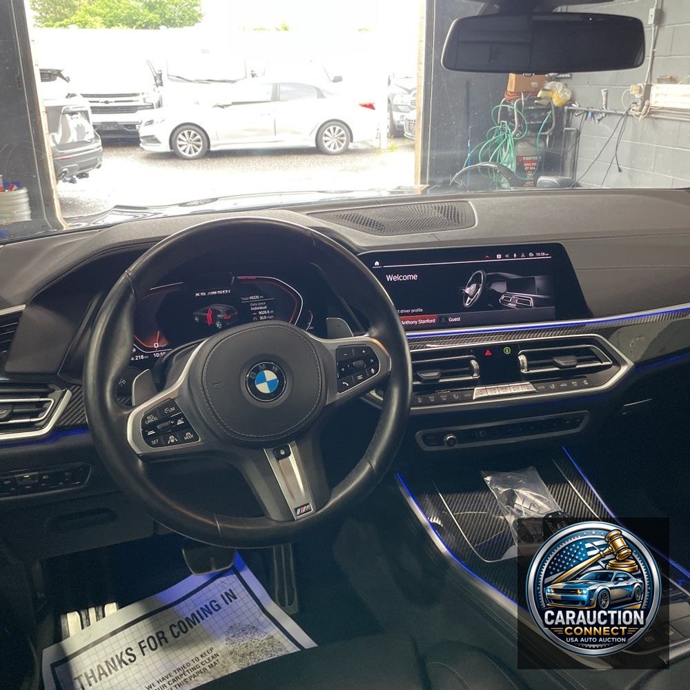 2021 BMW X5 M50i
