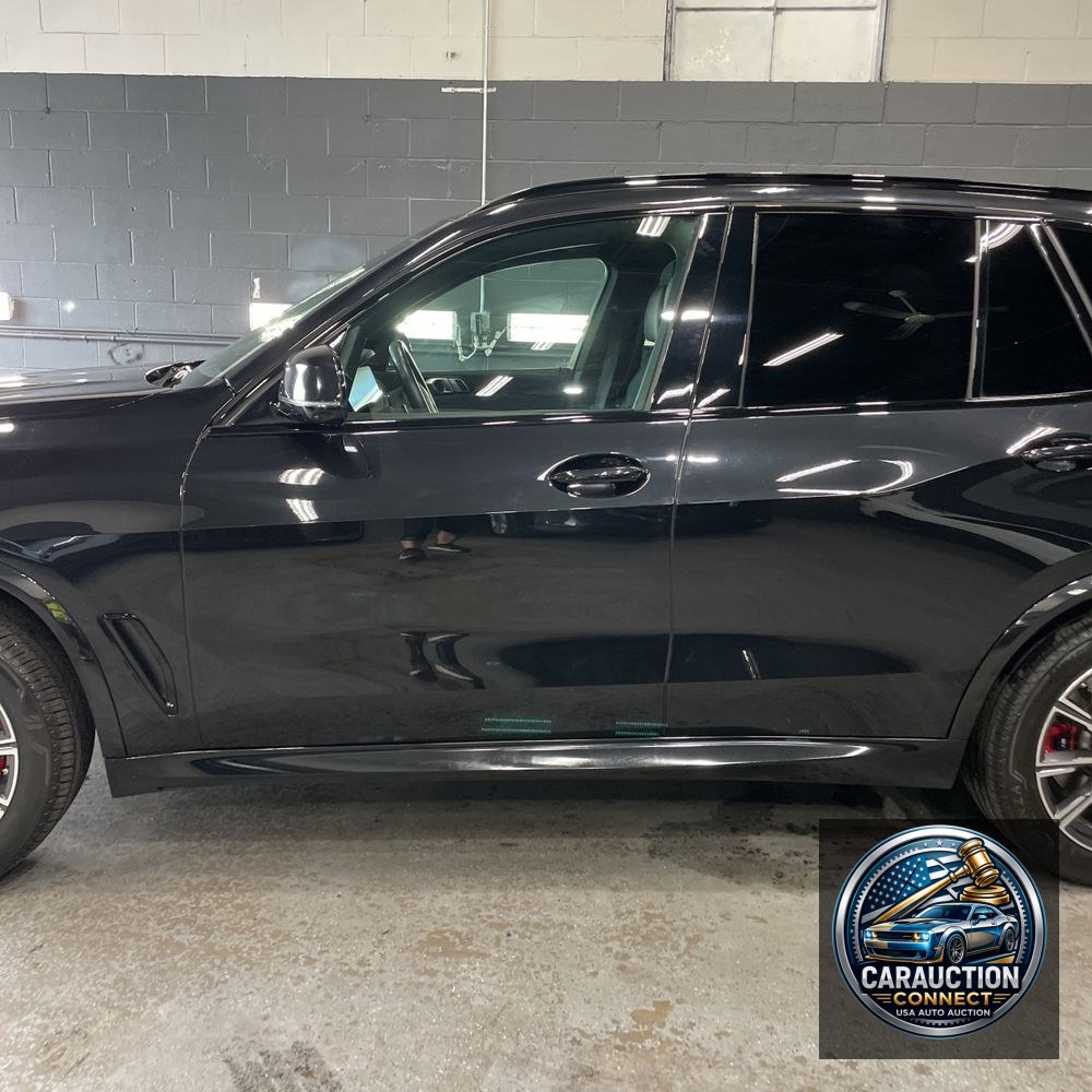 2021 BMW X5 M50i