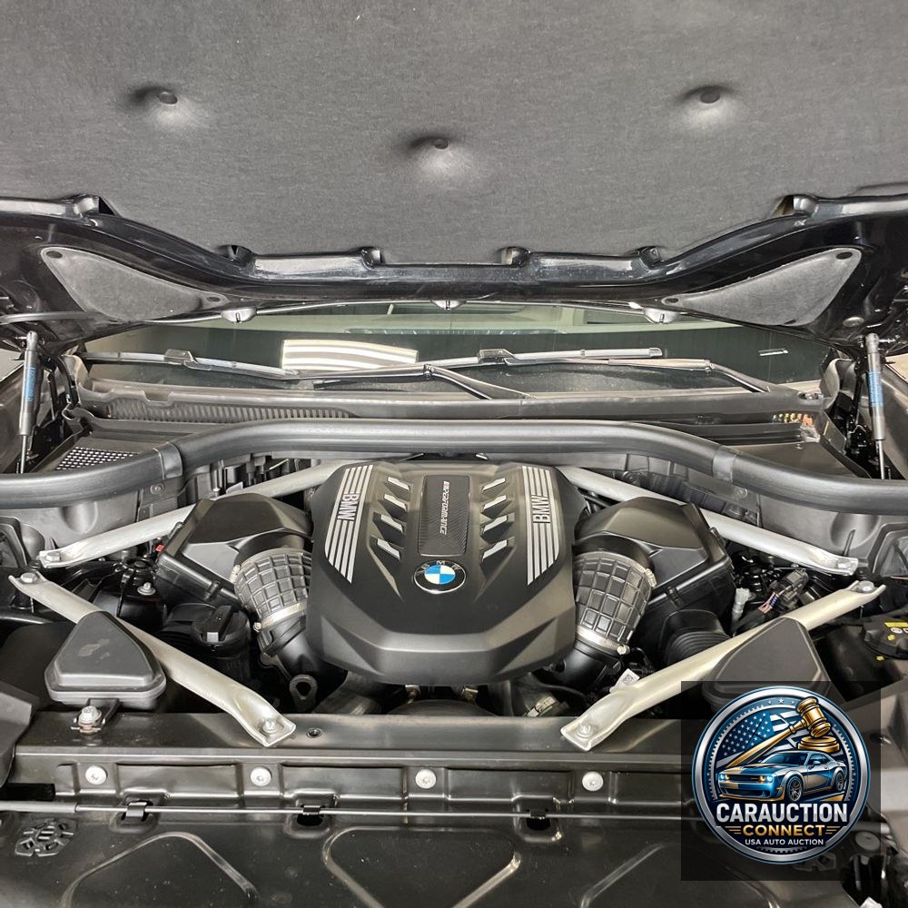 2021 BMW X5 M50i