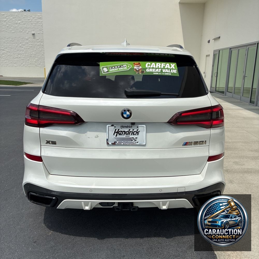 2022 BMW X5 M50i