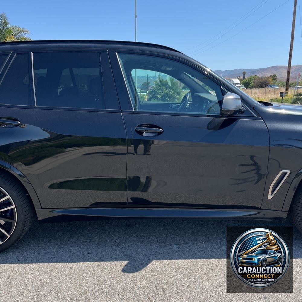 2022 BMW X5 M50i