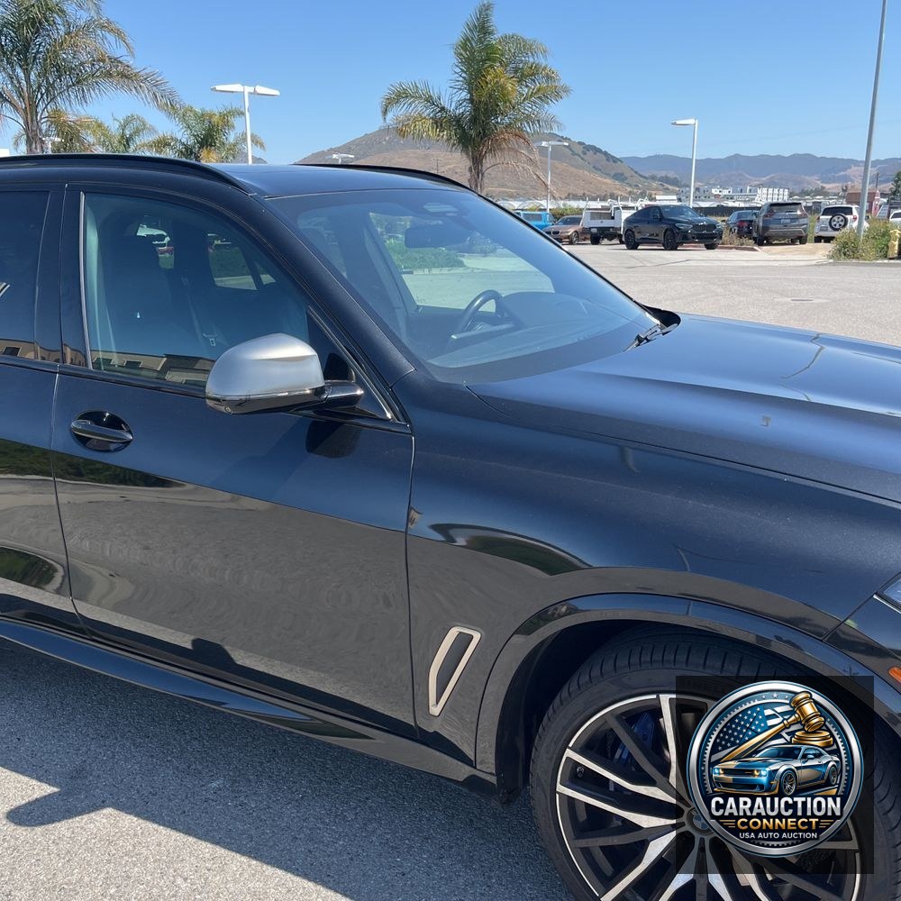2022 BMW X5 M50i