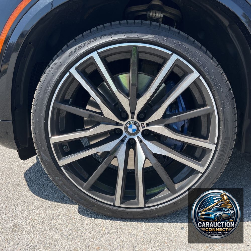 2022 BMW X5 M50i
