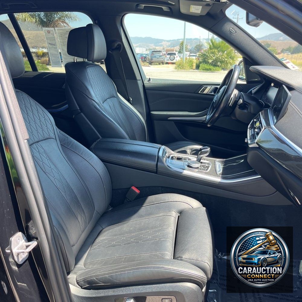 2022 BMW X5 M50i