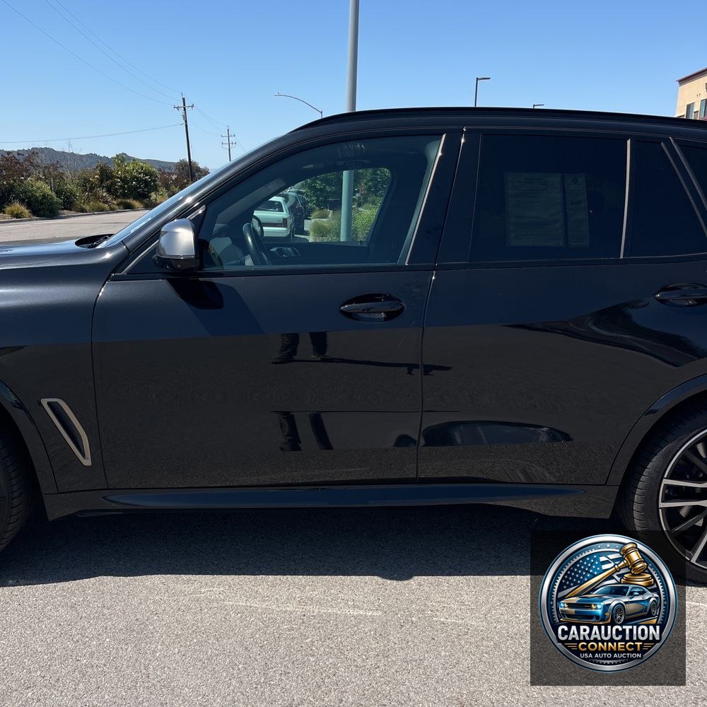 2022 BMW X5 M50i