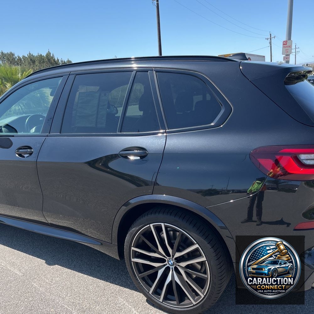 2022 BMW X5 M50i