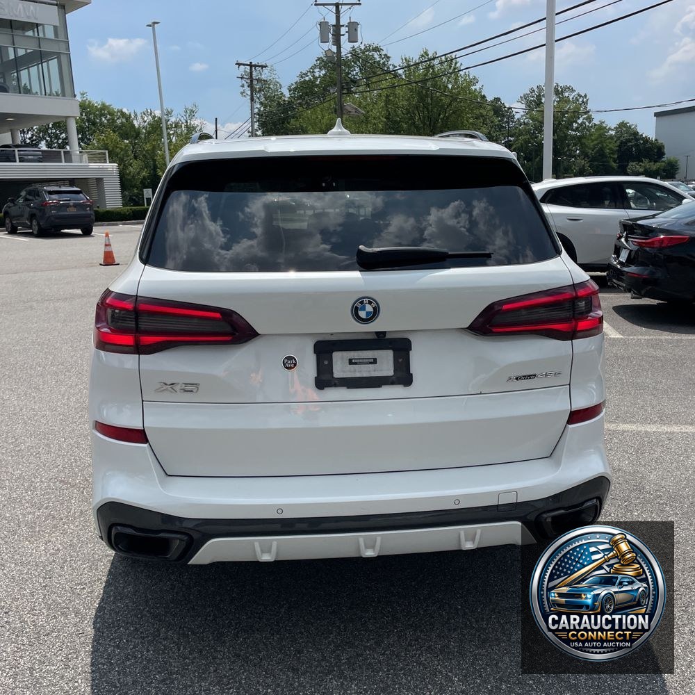 2023 BMW X5 xDrive45e