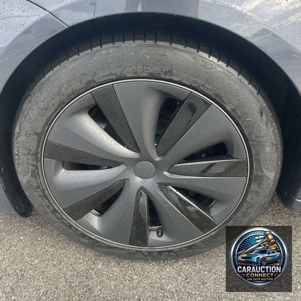 2022 Tesla Model S Base