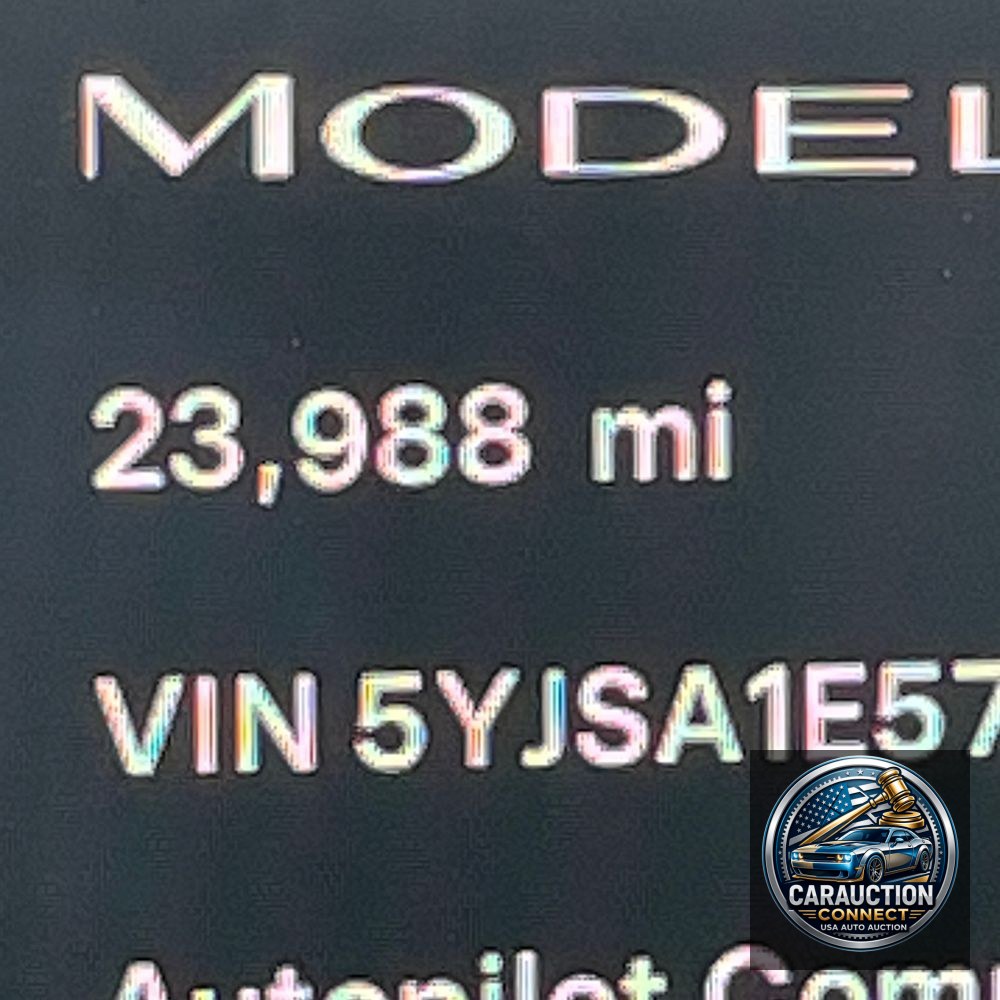 2022 Tesla Model S Base