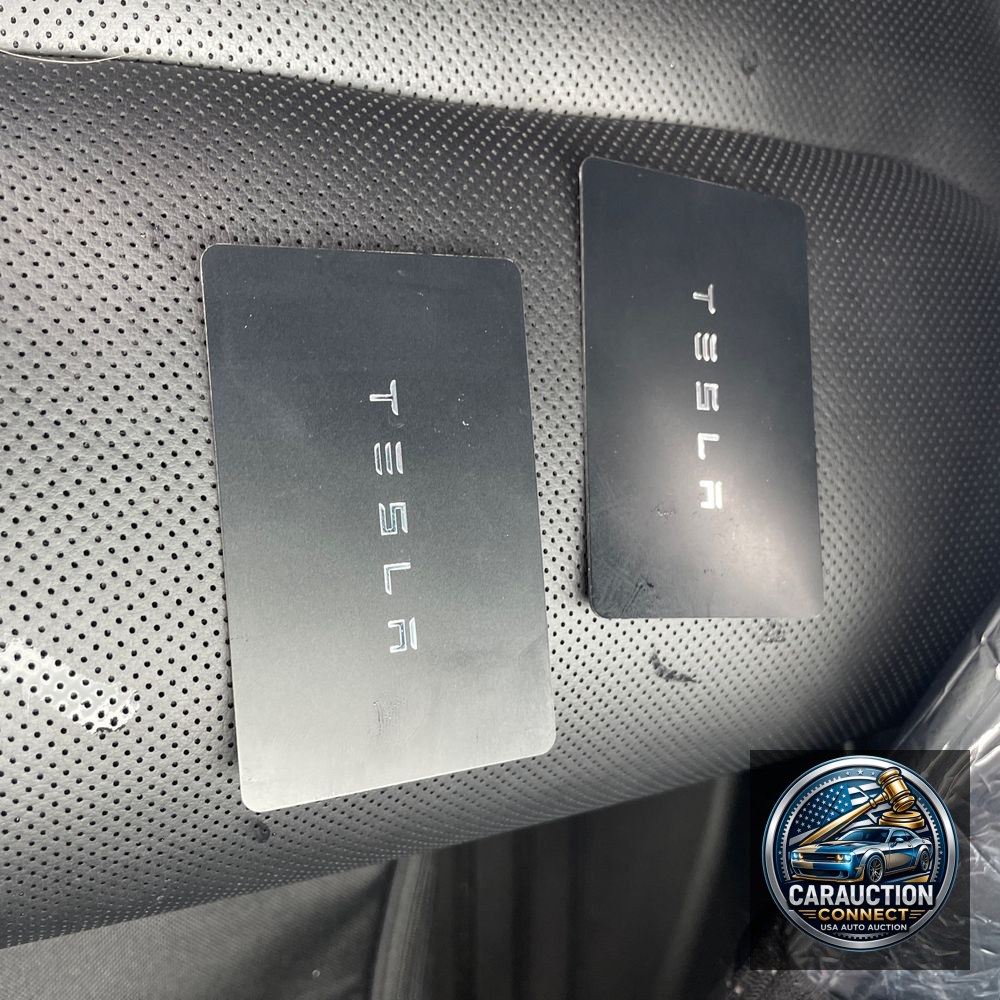 2022 Tesla Model S Base