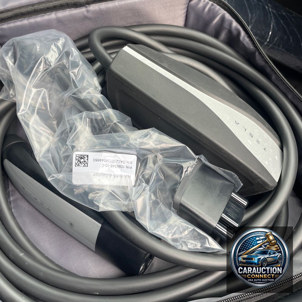 2022 Tesla Model S Base