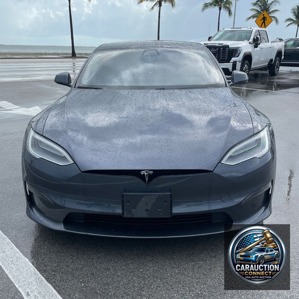 2022 Tesla Model S Base