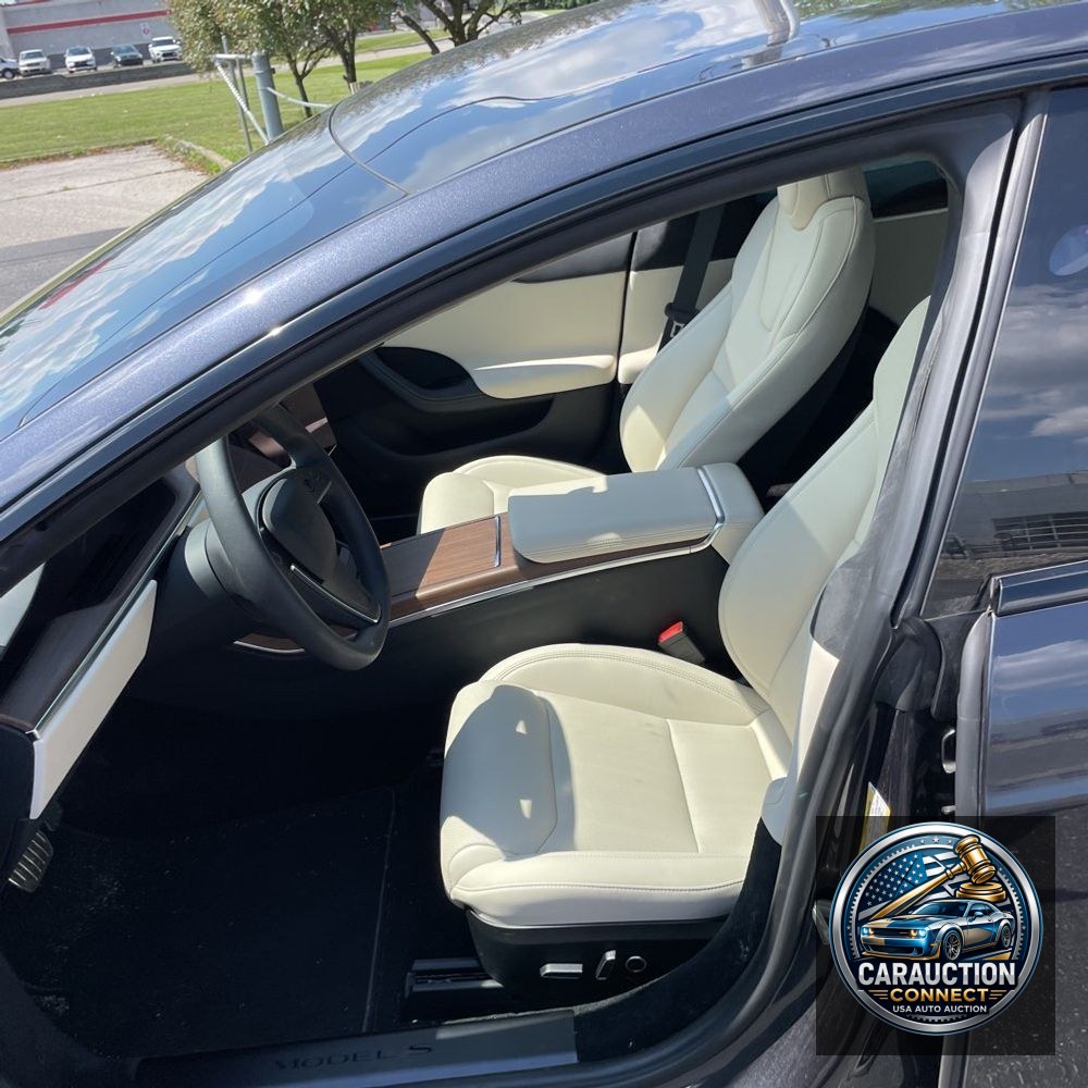 2024 Tesla Model S Long Range