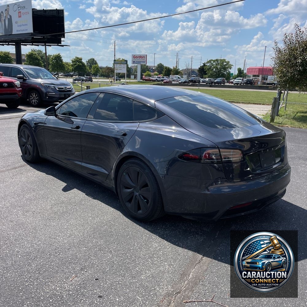 2024 Tesla Model S Long Range