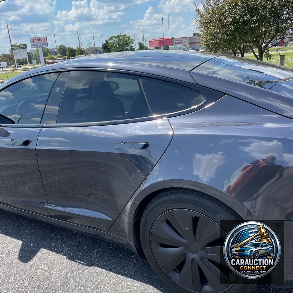 2024 Tesla Model S Long Range