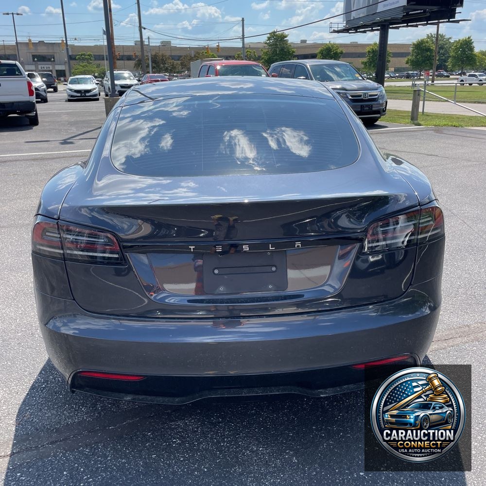 2024 Tesla Model S Long Range