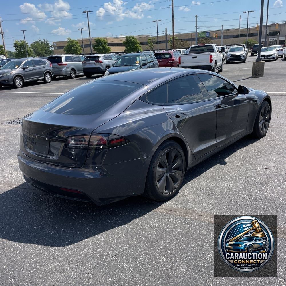2024 Tesla Model S Long Range