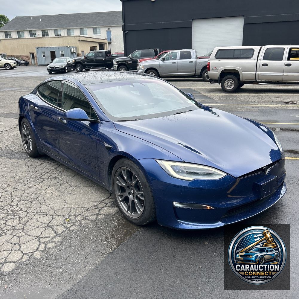 2021 Tesla Model S Plaid