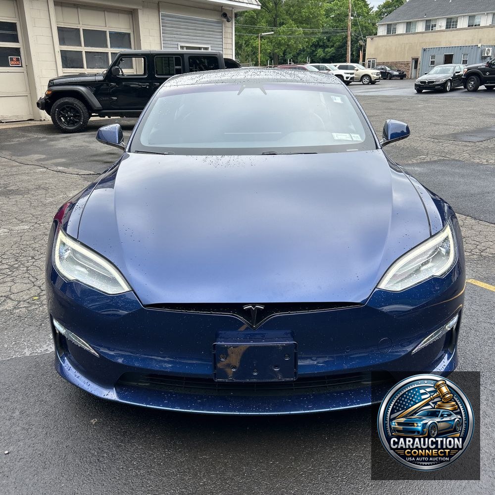 2021 Tesla Model S Plaid