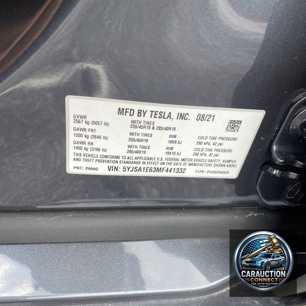 2021 Tesla Model S Plaid