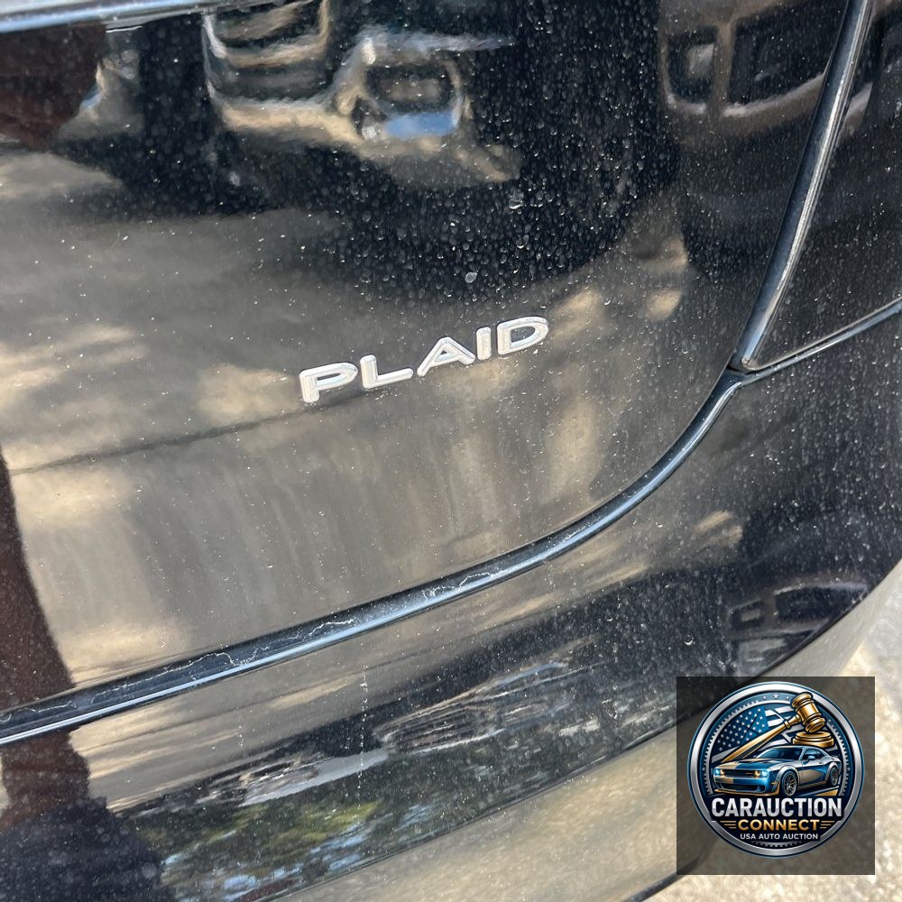 2021 Tesla Model S Plaid
