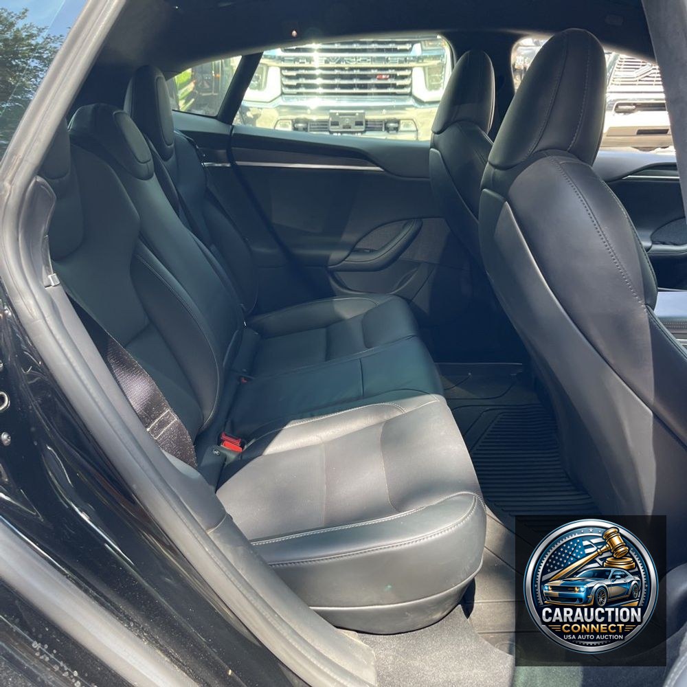 2021 Tesla Model S Plaid