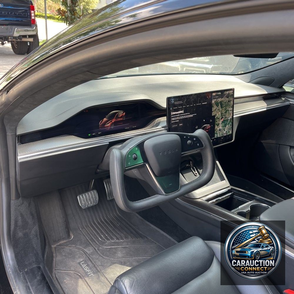 2021 Tesla Model S Plaid