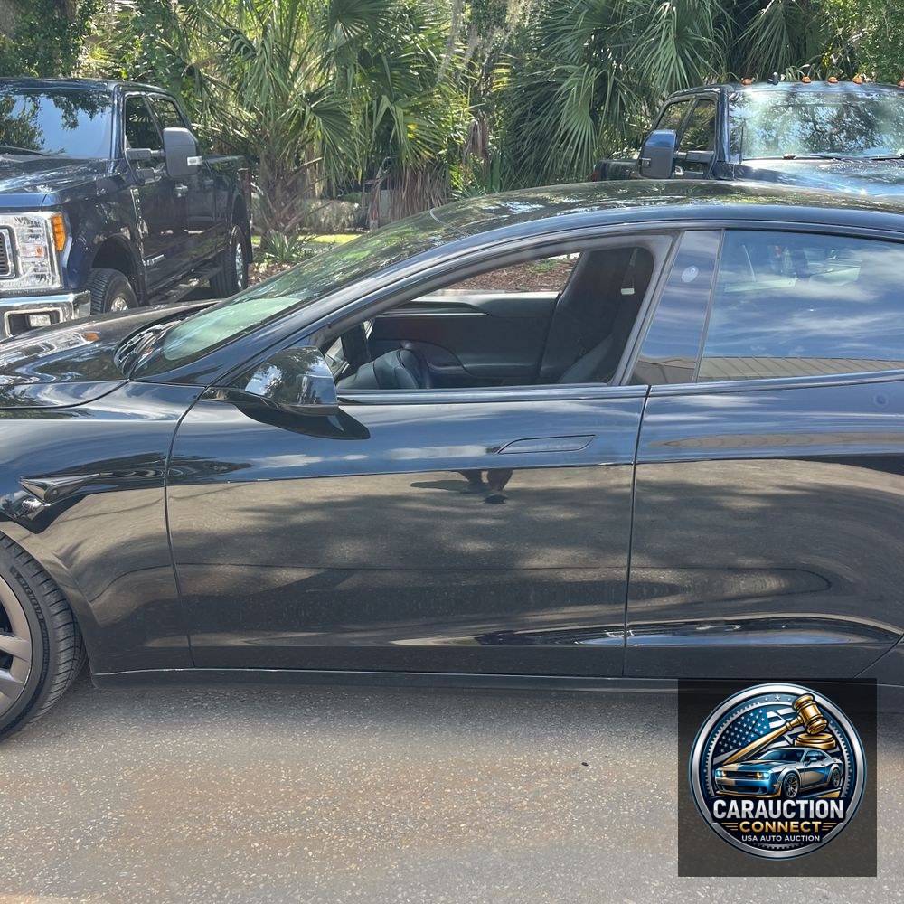 2021 Tesla Model S Plaid