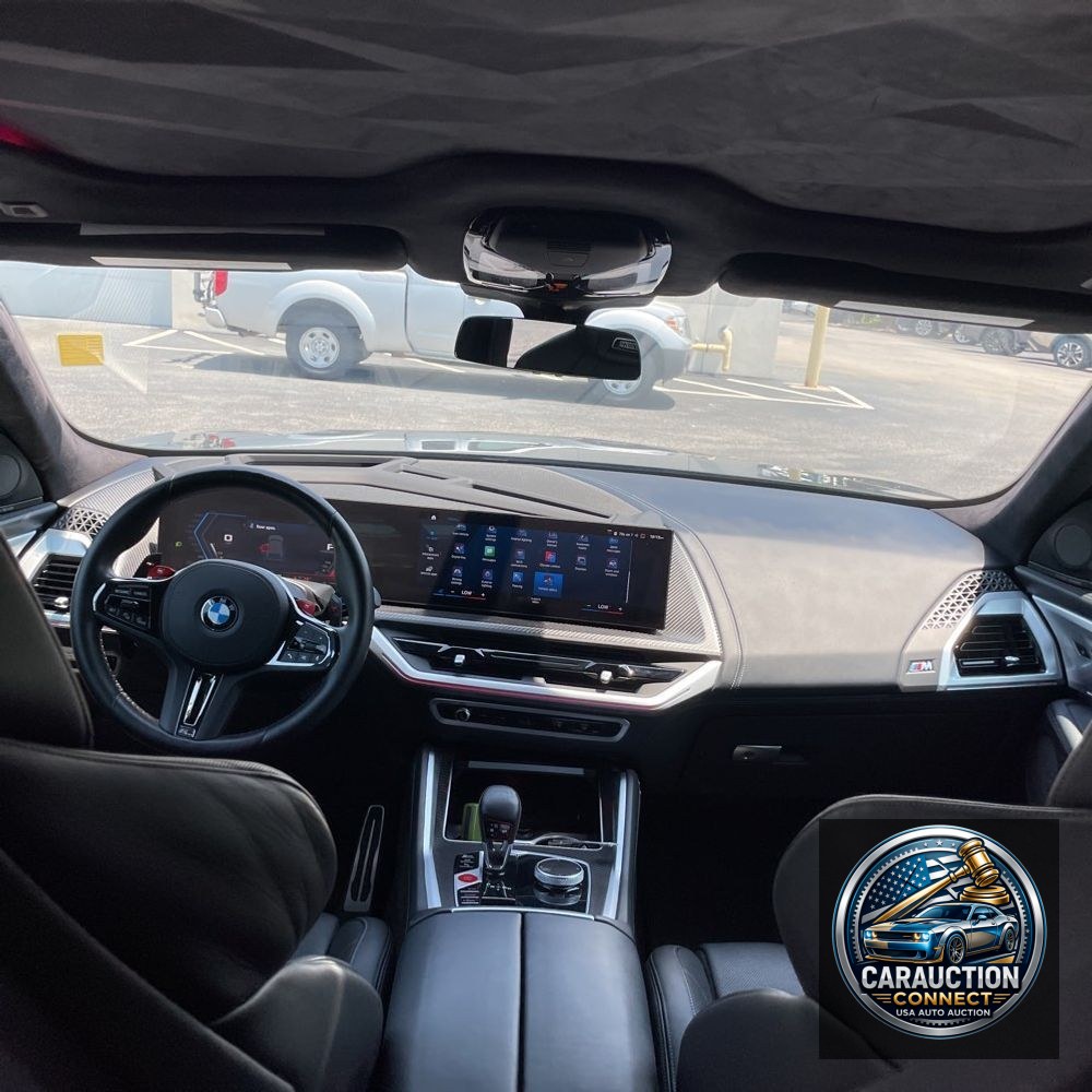 2023 BMW XM Base