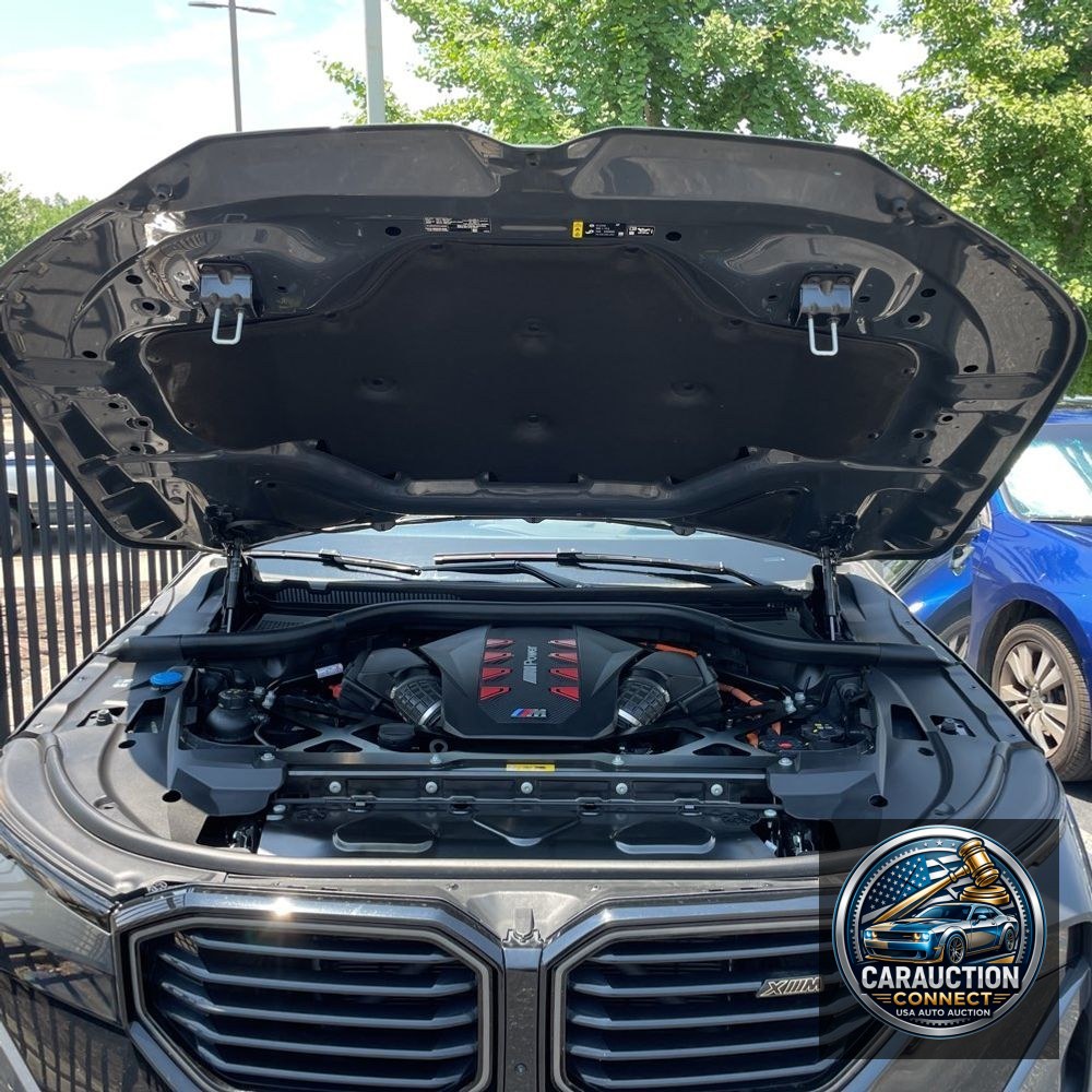 2023 BMW XM Base