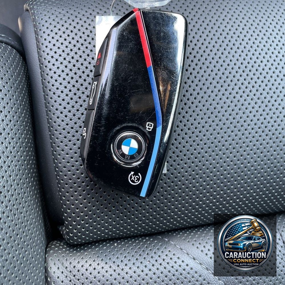 2023 BMW XM Base