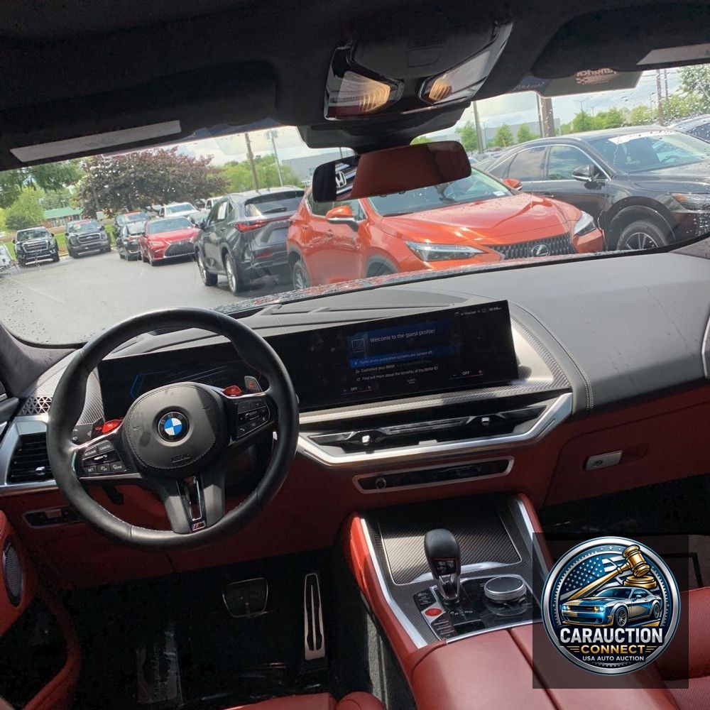 2023 BMW XM Base
