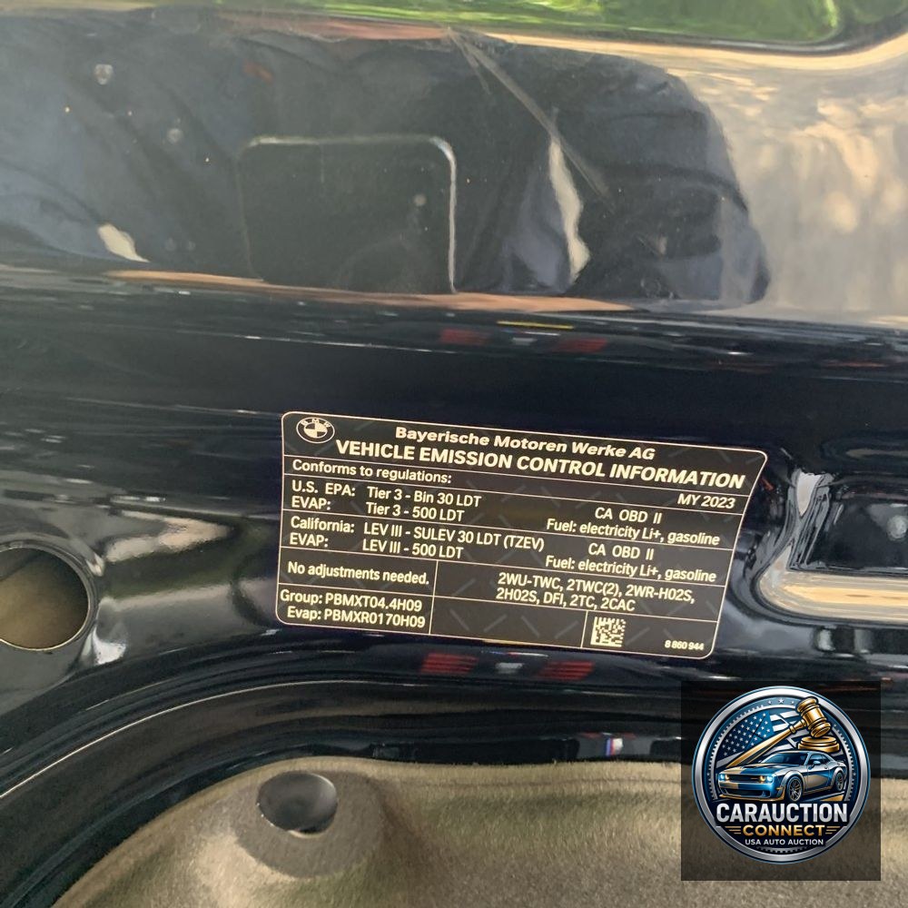 2023 BMW XM Base