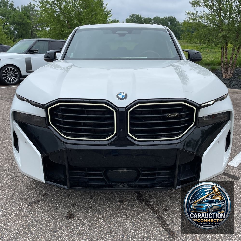 2024 BMW XM PHEV