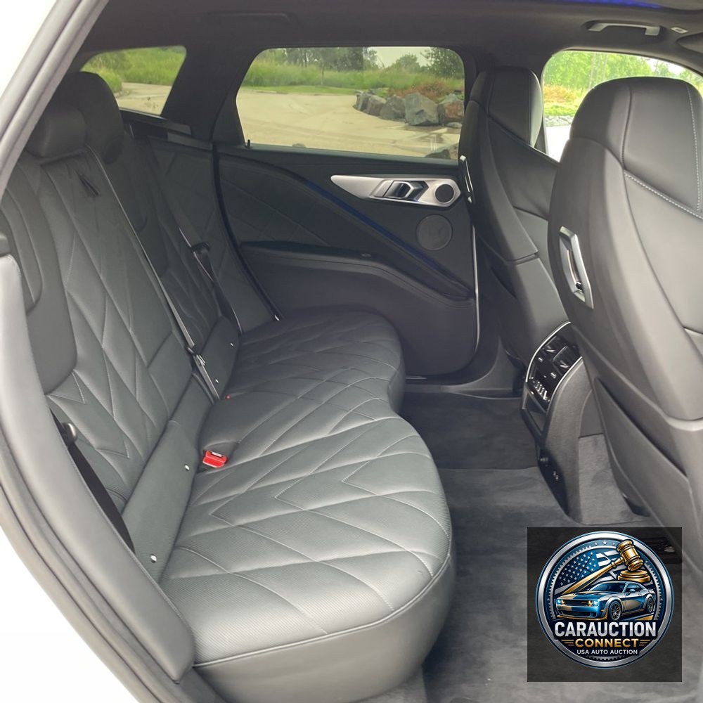 2024 BMW XM PHEV